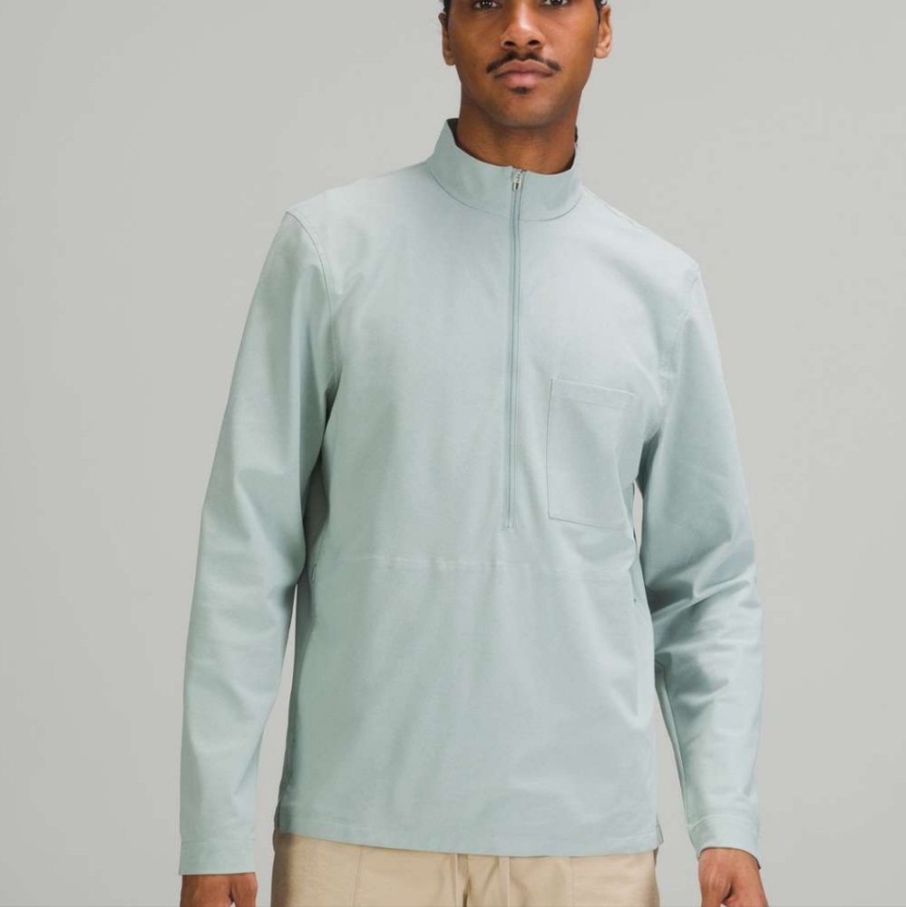 Lululemon Athletica Air Half-Zip Size Medium Silver Blue